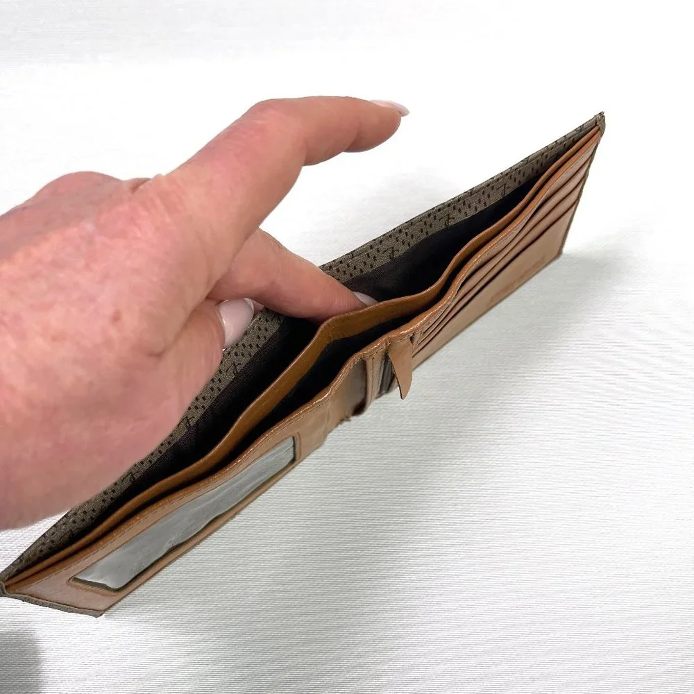 Auc YSL Vintage Monogram bi-fold wallet ID window - Picture 9 of 12